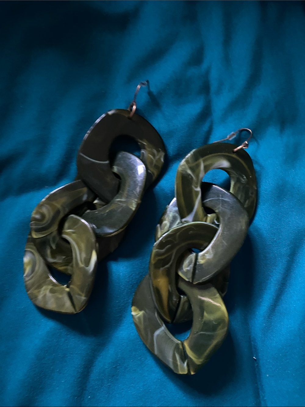 Chunky Marbled Link Drop Earrings - Olive Green